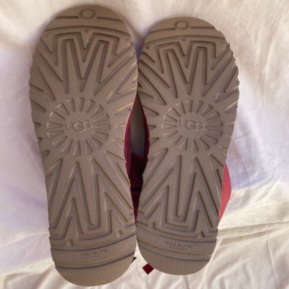 Pink Ugg ankle boots Size 10 Brand New! - Picture 3 of 3